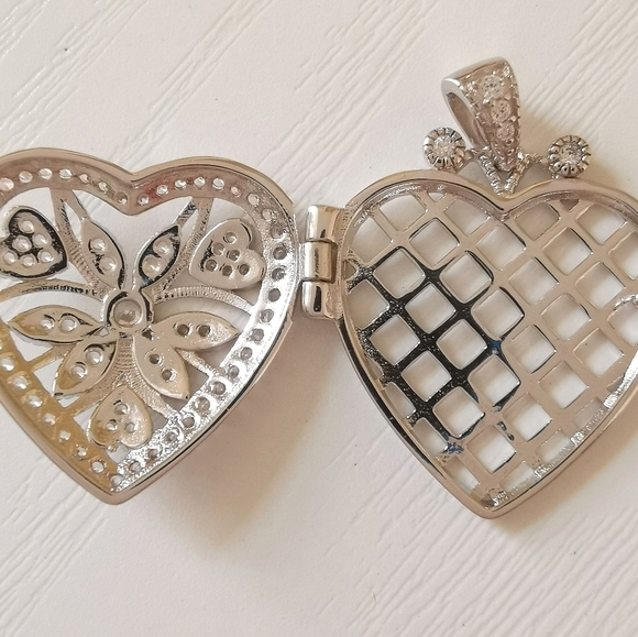 Sterling silver cz heart locket pendant for necklace scent locket 🆕 - Picture 4 of 9